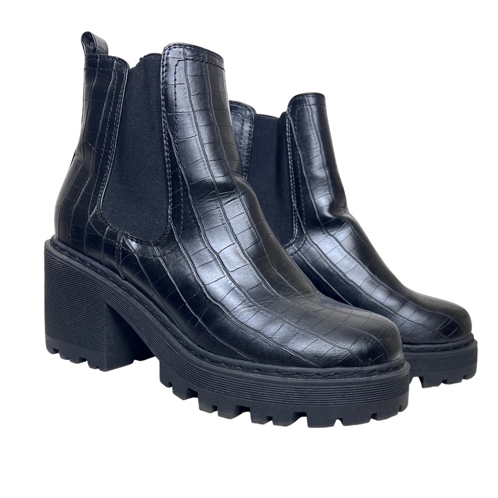 Boohoo Wide Fit Chunky Heeled Black Crocodile Chelsea Boots Size 8 Punk Goth Emo - Picture 4 of 8